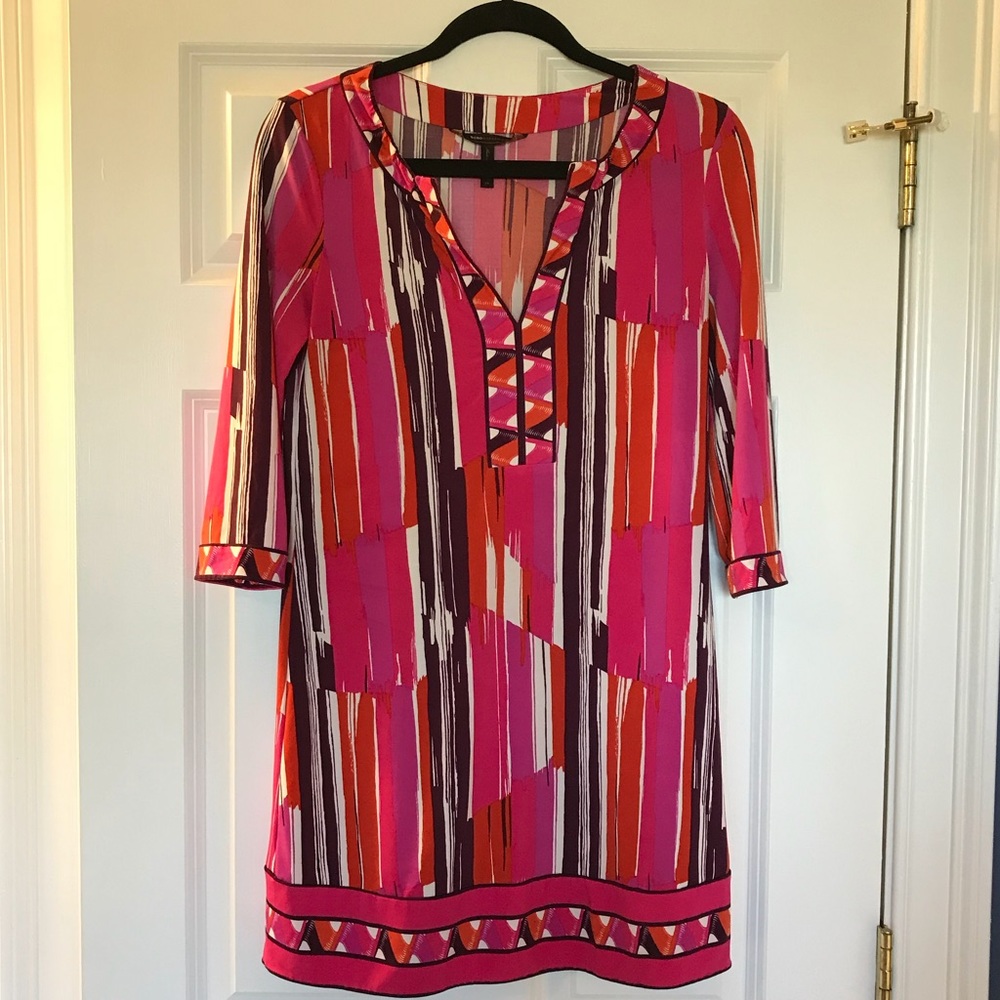 BCBG MAXARIA V Neck Pullover City Dress